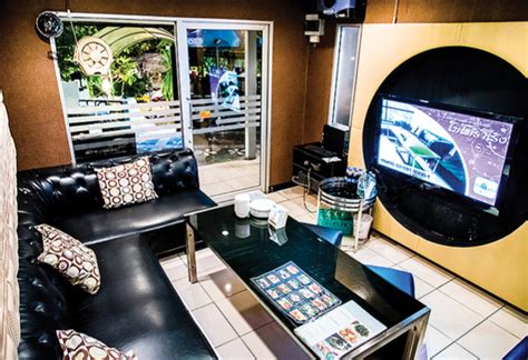 Here are Bangkok’s best karaoke bars .